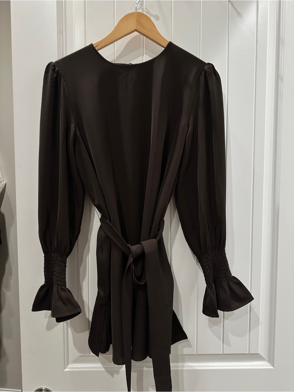 Modest Brown Long-Sleeve Tie-Waist Blouse with Smocked Cuffs